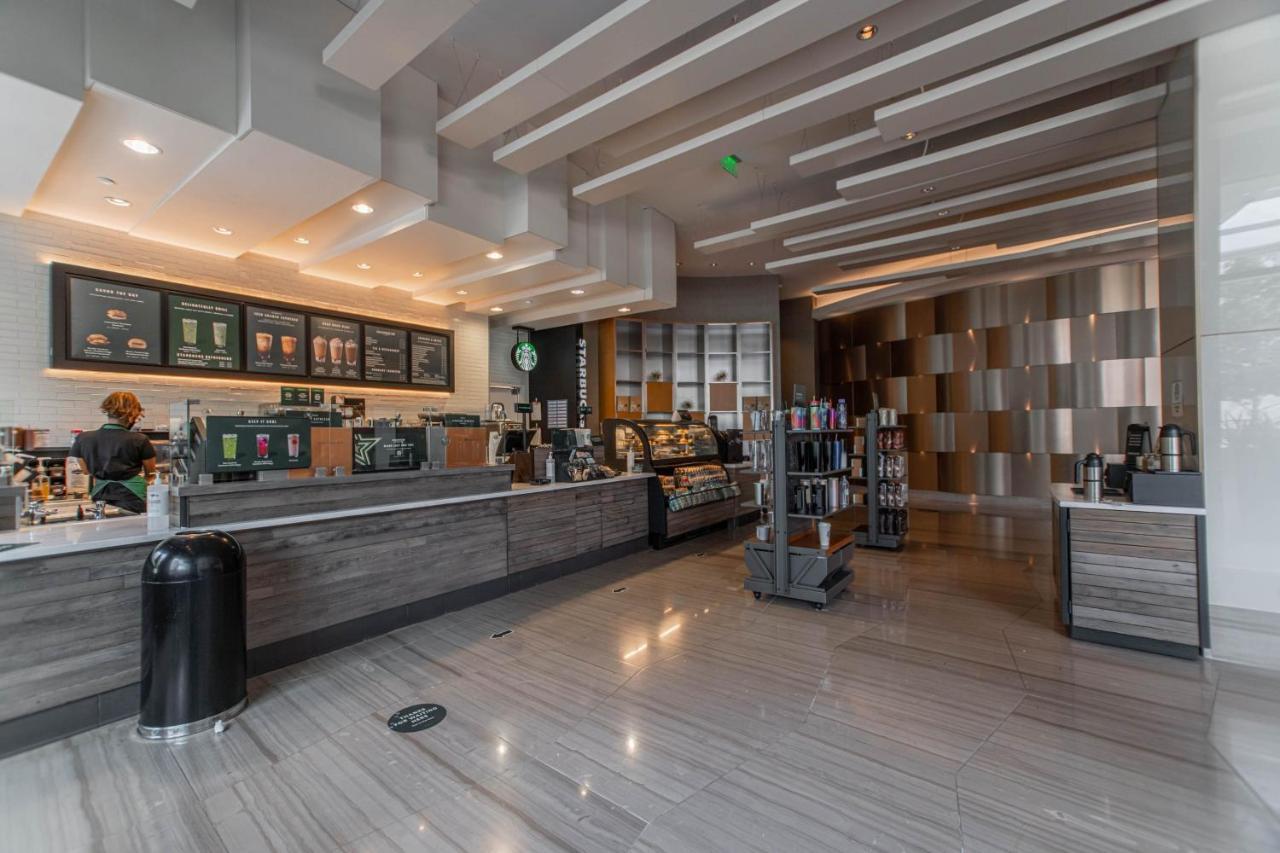 The Westin At The Woodlands Hotel Екстериор снимка