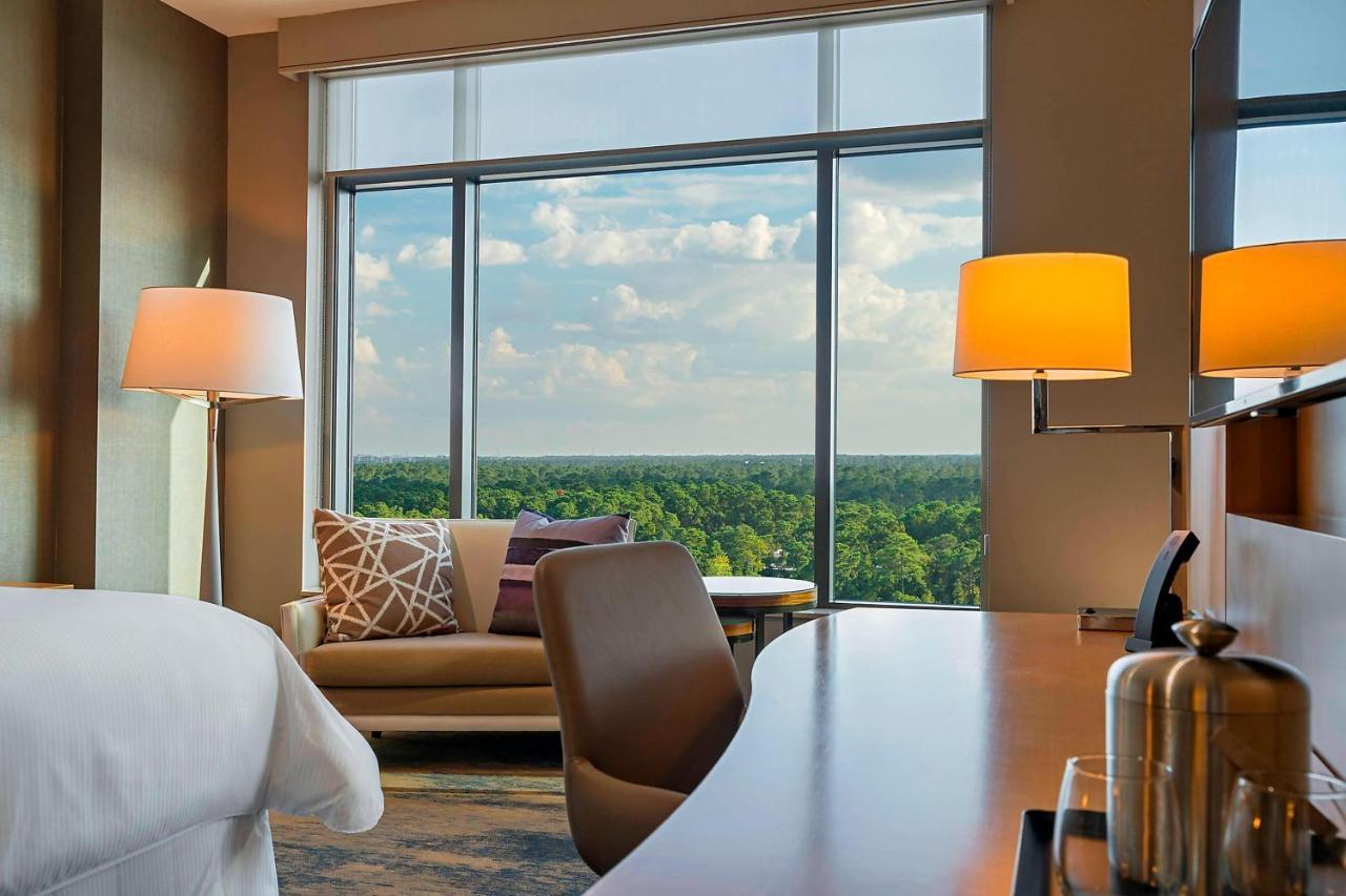 The Westin At The Woodlands Hotel Екстериор снимка