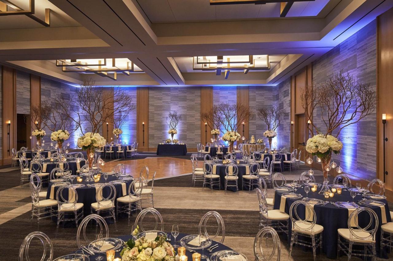 The Westin At The Woodlands Hotel Екстериор снимка