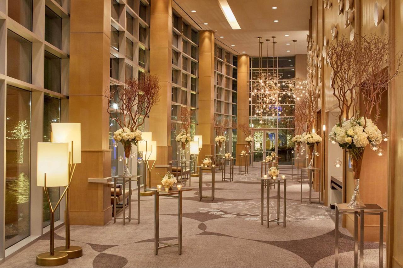The Westin At The Woodlands Hotel Екстериор снимка